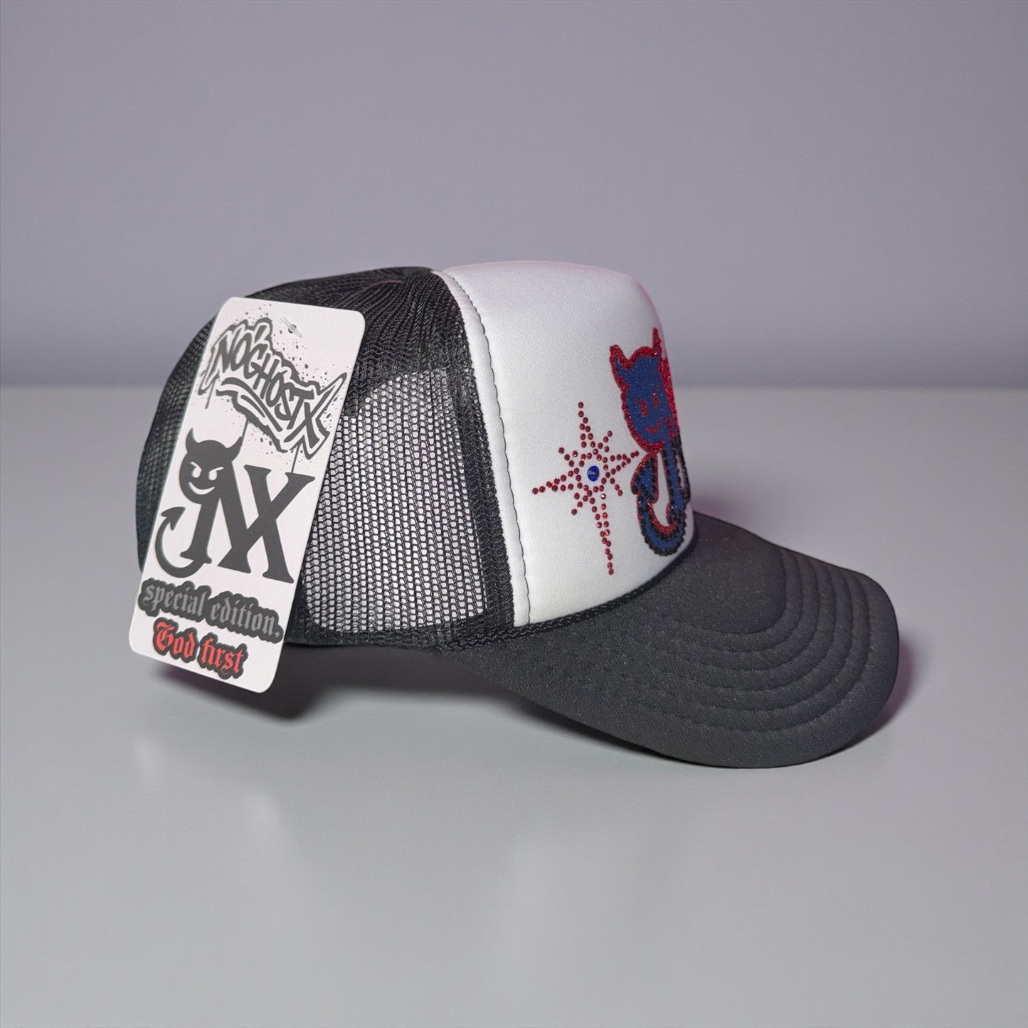 NX hat 💙❤️🖤🤍