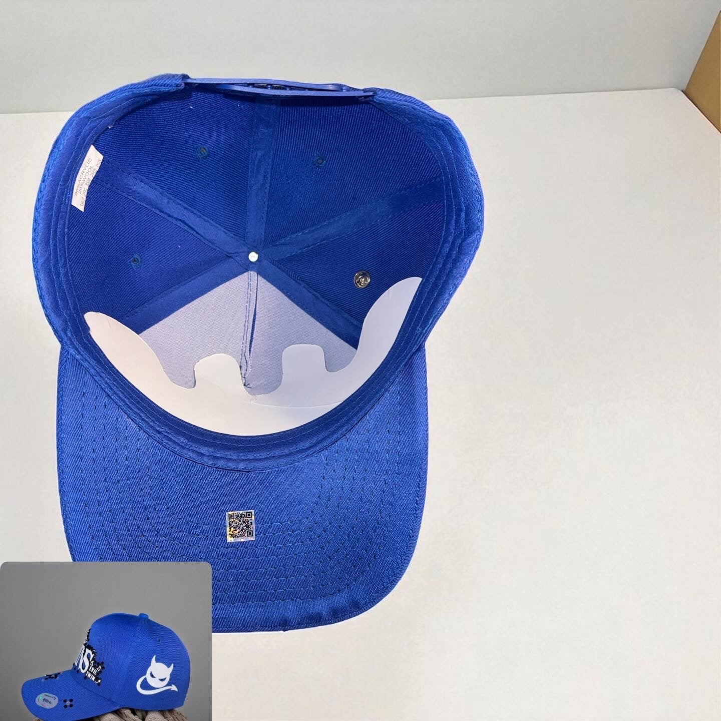 Twins cap "Elevate your style with this cap."