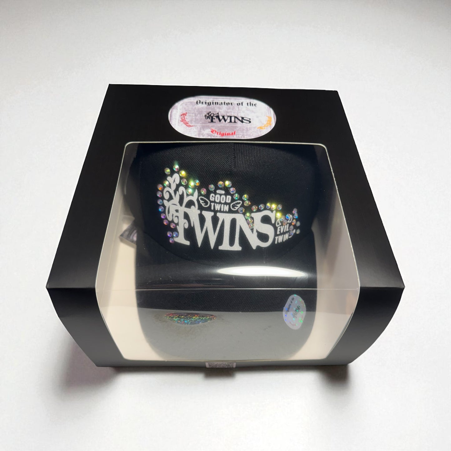 Twin cap "Elevate your style with this cap."