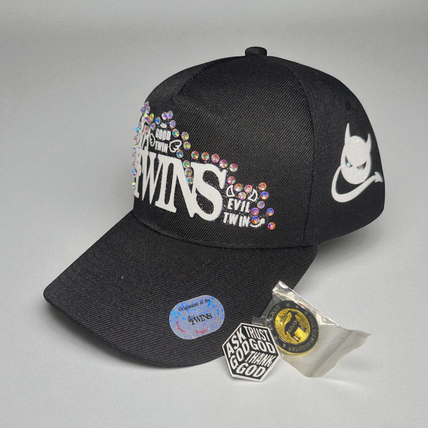 Twin cap "Elevate your style with this cap."